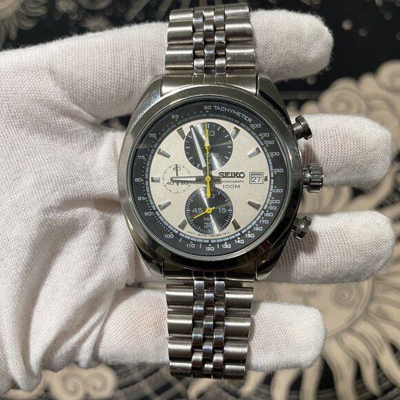 Seiko Other - Seiko Chronograph Quartz Panda Silver White Men's Wrist Watch Jewlery